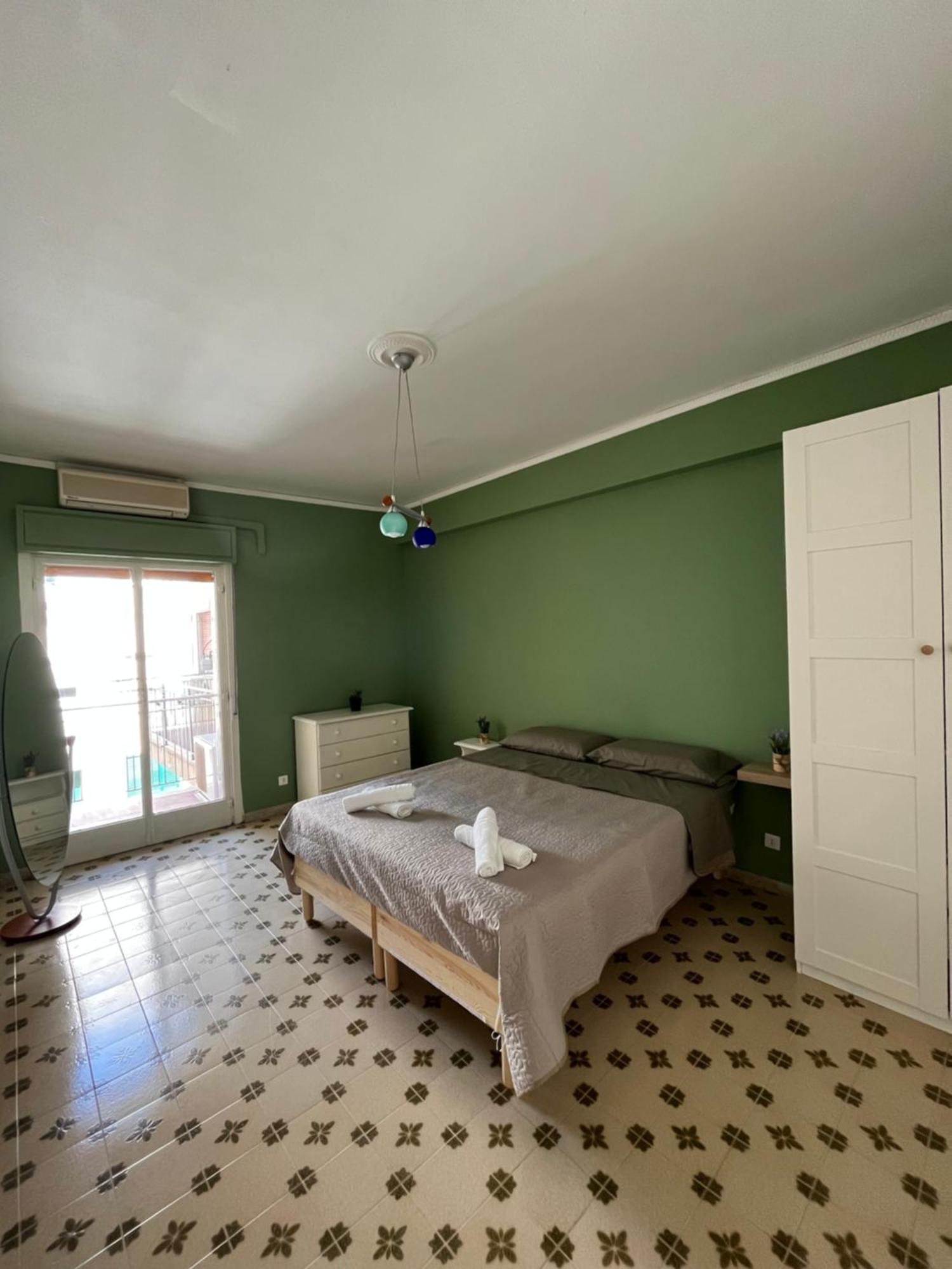 4 Country Side - City Center Palerme Extérieur photo
